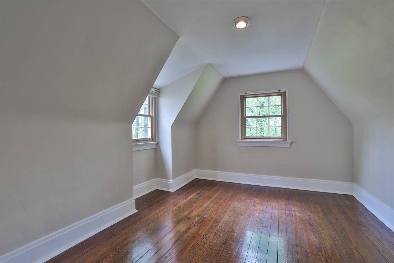 501 Reily Road Wyoming, OH 45215 - Photo 25 of 42