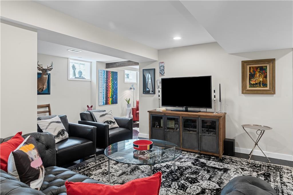 101 5th Avenue Pittsburgh, PA 15229 - Photo 34 of 50