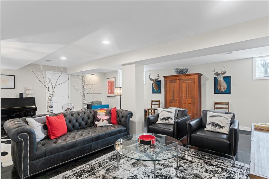 101 5th Avenue Pittsburgh, PA 15229 - Photo 35 of 50