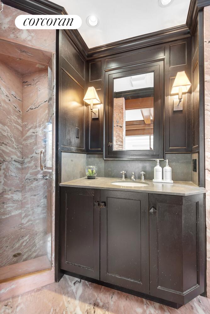 930 5th Avenue, Unit 6C Manhattan, NY 10021 - Photo 9 of 10