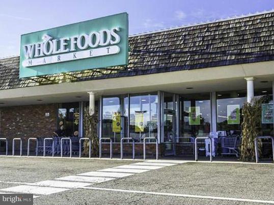 8714 Center Road Springfield, VA 22152 - Photo 27 of 29 Springfield Whole Foods Market