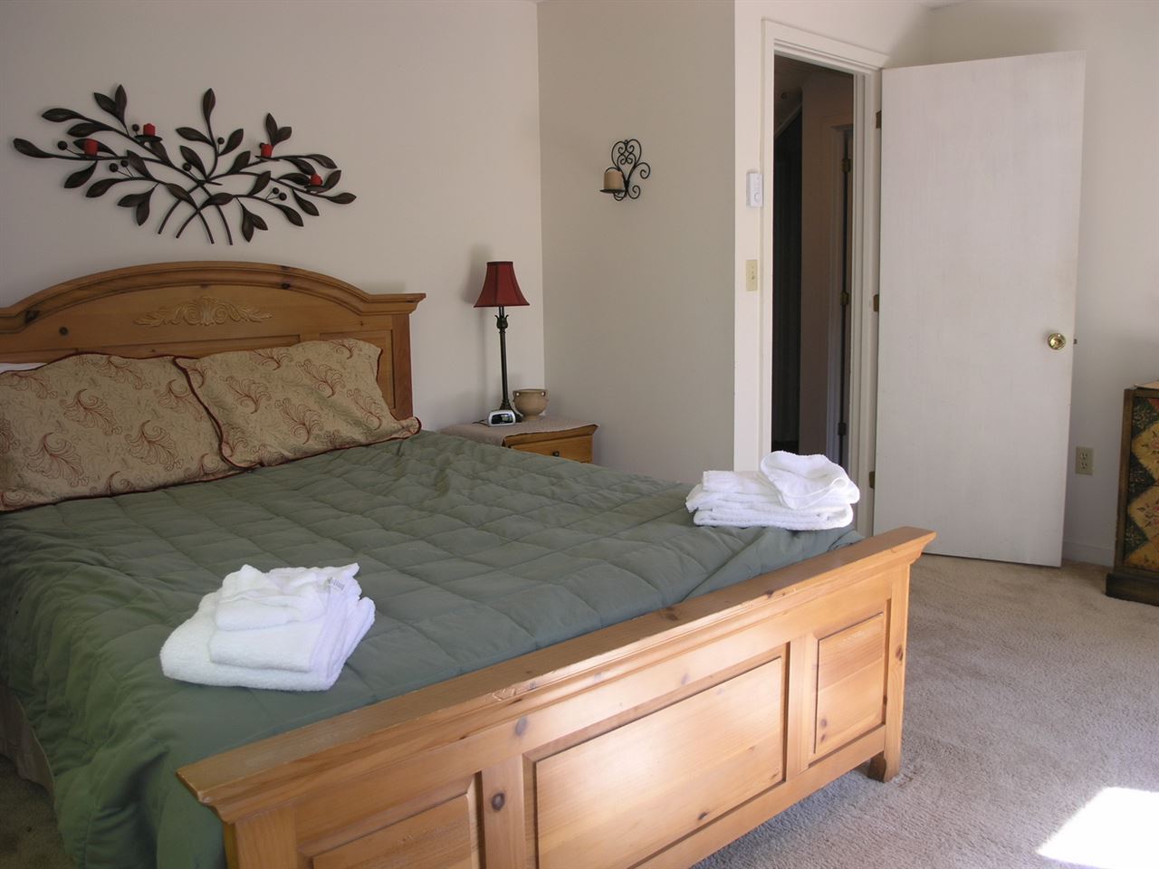 10 Birch Road, Unit 2 Lincoln, NH 03251 - Photo 19 of 34