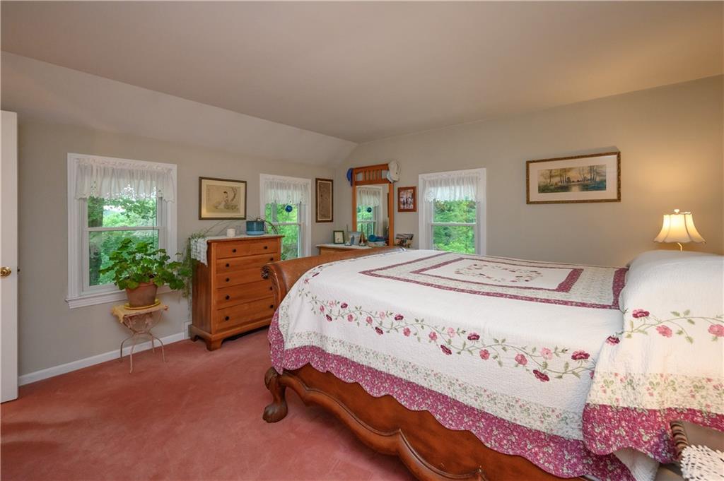 24 Myrtle Hill Road Sewickley, PA 15143 - Photo 11 of 21 Master bedroom