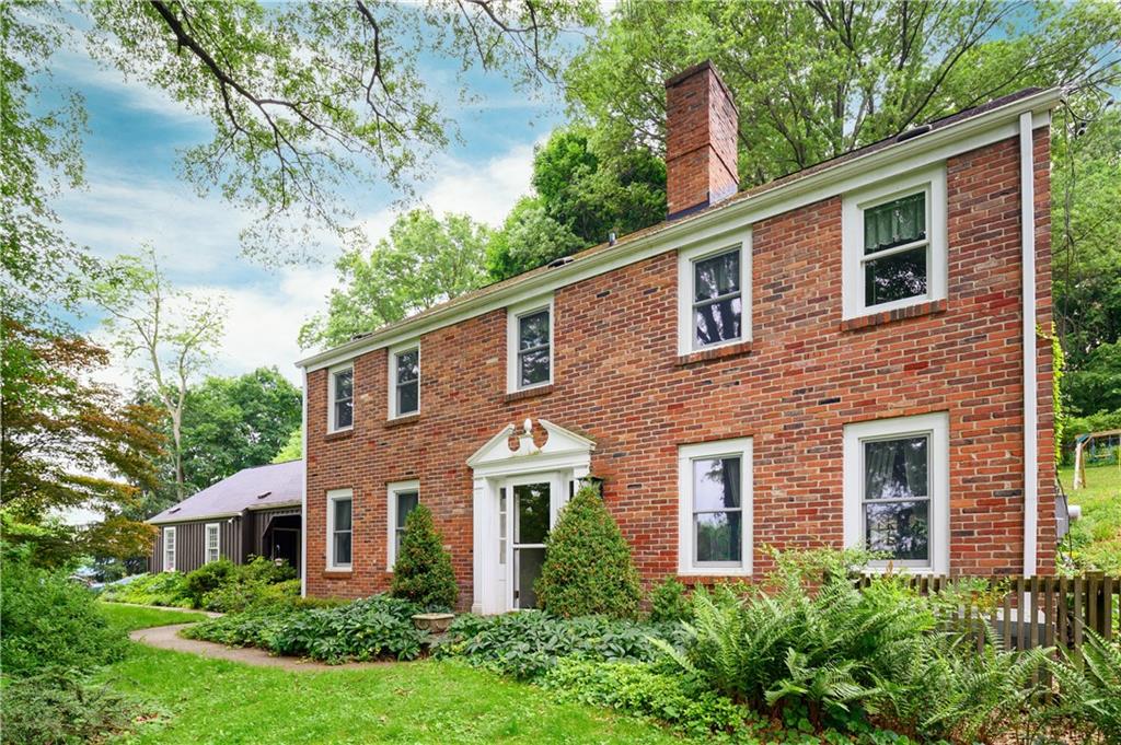 24 Myrtle Hill Road Sewickley, PA 15143 - Photo 2 of 21 24 Myrtle Hill Road