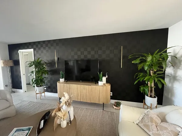 $16,950 | 556 Southeast 15th Avenue, Deerfield Beach, FL 33441