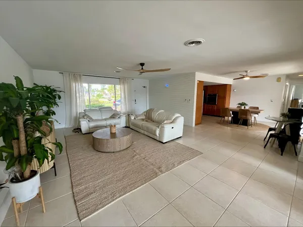 $16,950 | 556 Southeast 15th Avenue, Deerfield Beach, FL 33441