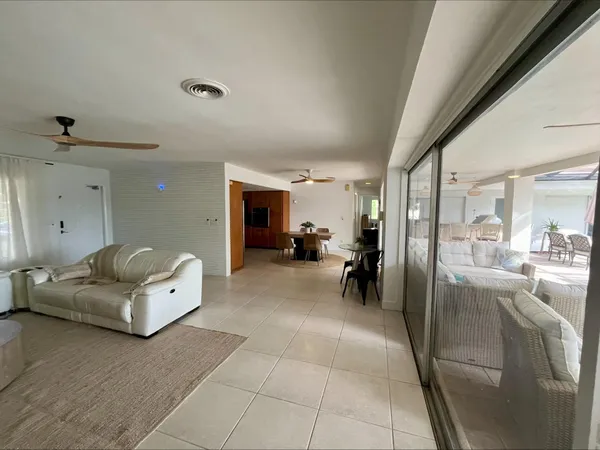 $16,950 | 556 Southeast 15th Avenue, Deerfield Beach, FL 33441