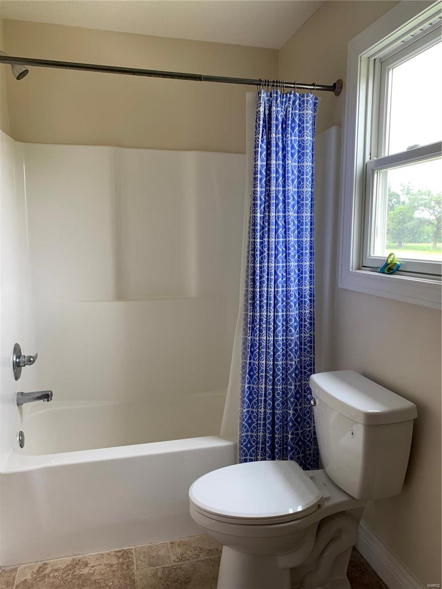 1190 Prairie Road Greenville, IL 62246 - Photo 14 of 25 Gallery Image 14