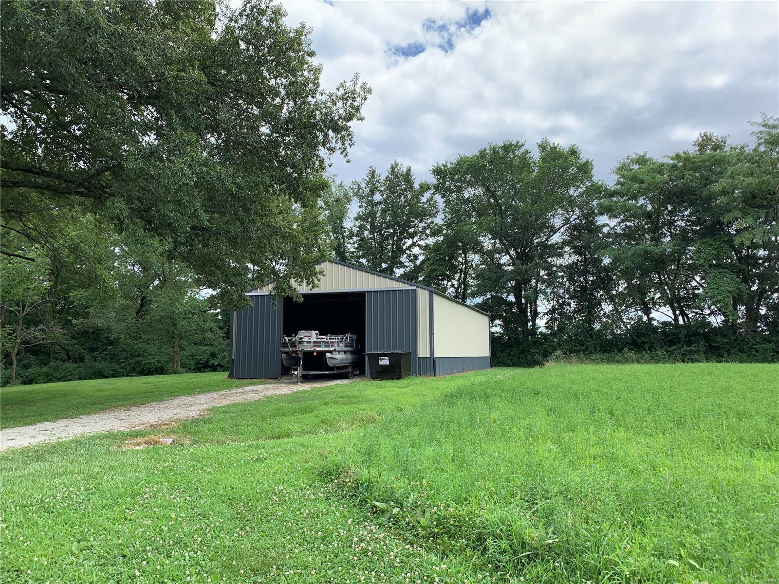 1190 Prairie Road Greenville, IL 62246 - Photo 18 of 25 Gallery Image 18