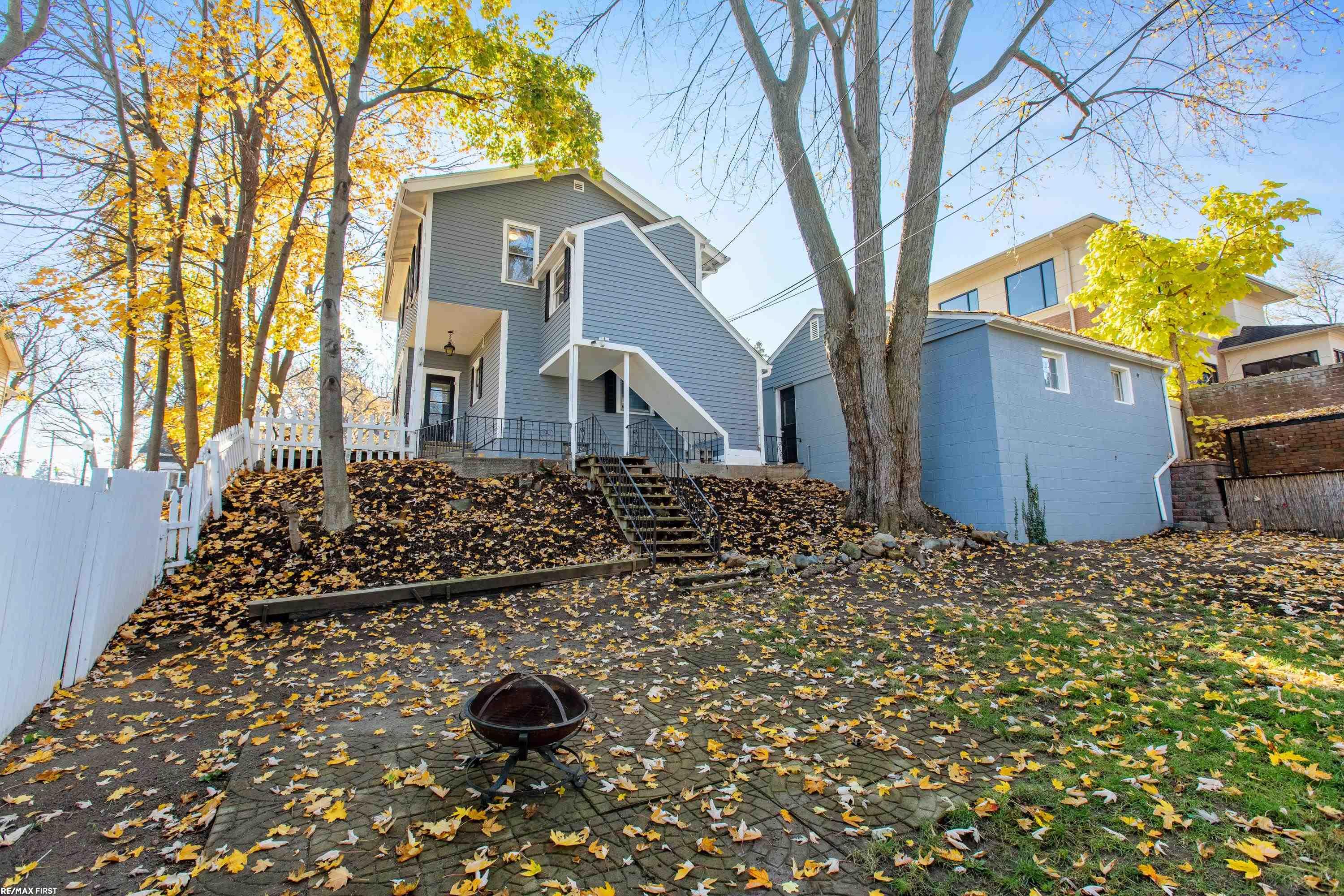 604 West University Drive Rochester, MI 48307 - Photo 24 of 37 50095184-23.JPG