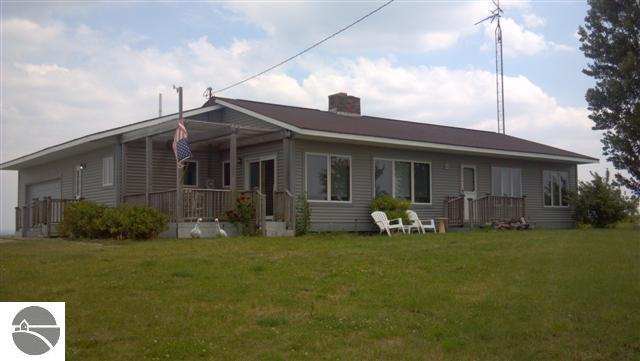 12586 Center Road Traverse City, MI 49686 - Photo 16 of 17 1789608-15.JPG