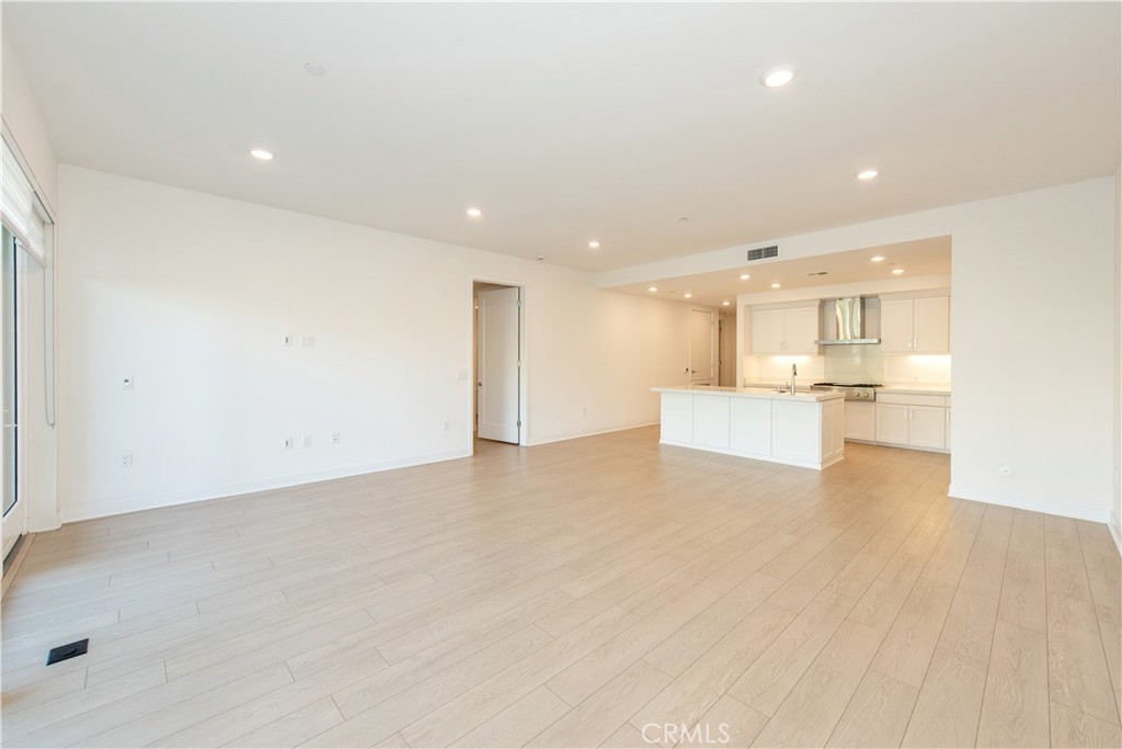 1205 Rivington Irvine, CA 92612 - Photo 4 of 25