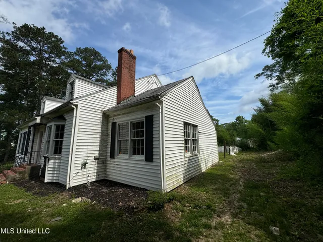 $39,900 | 479 East Main Street, Gloster, MS 39638