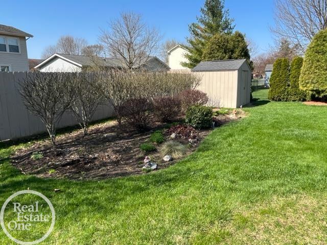35784 Rockingham Drive New Baltimore, MI 48047 - Photo 13 of 44