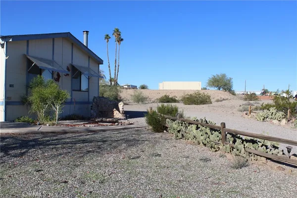 $119,999 | 7434 Oneida Trail, Big River, CA 92242