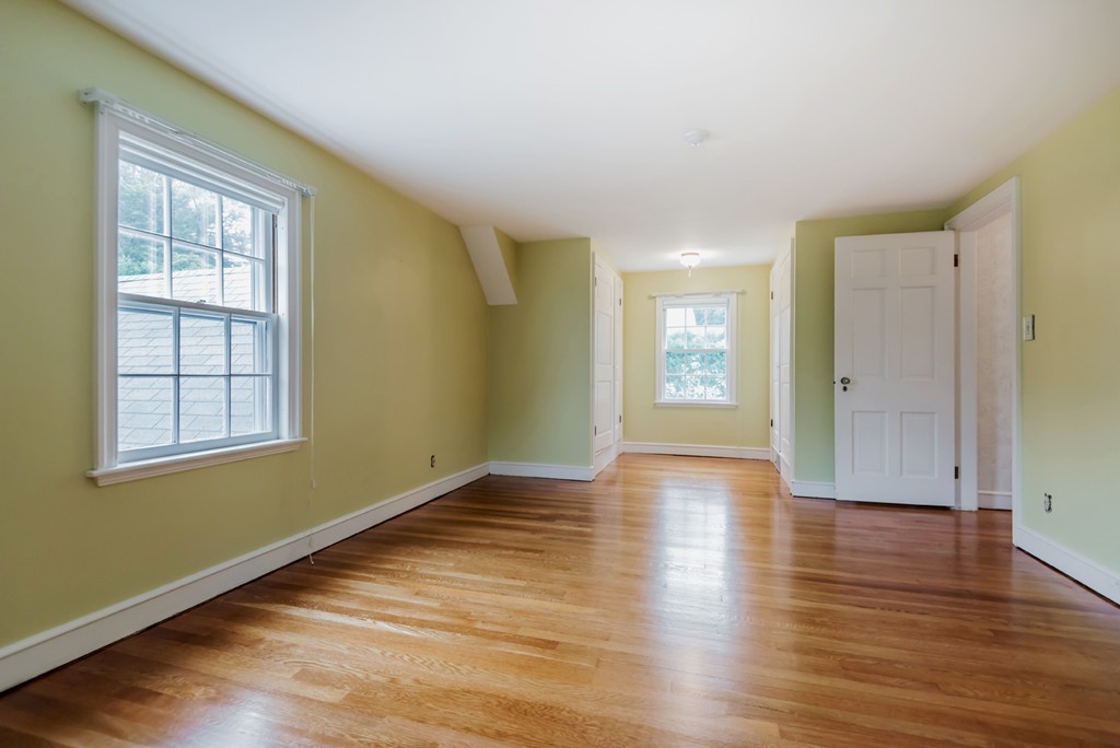 7 Cedar Road Andover, MA 01810 - Photo 16 of 25 Gallery Image 16