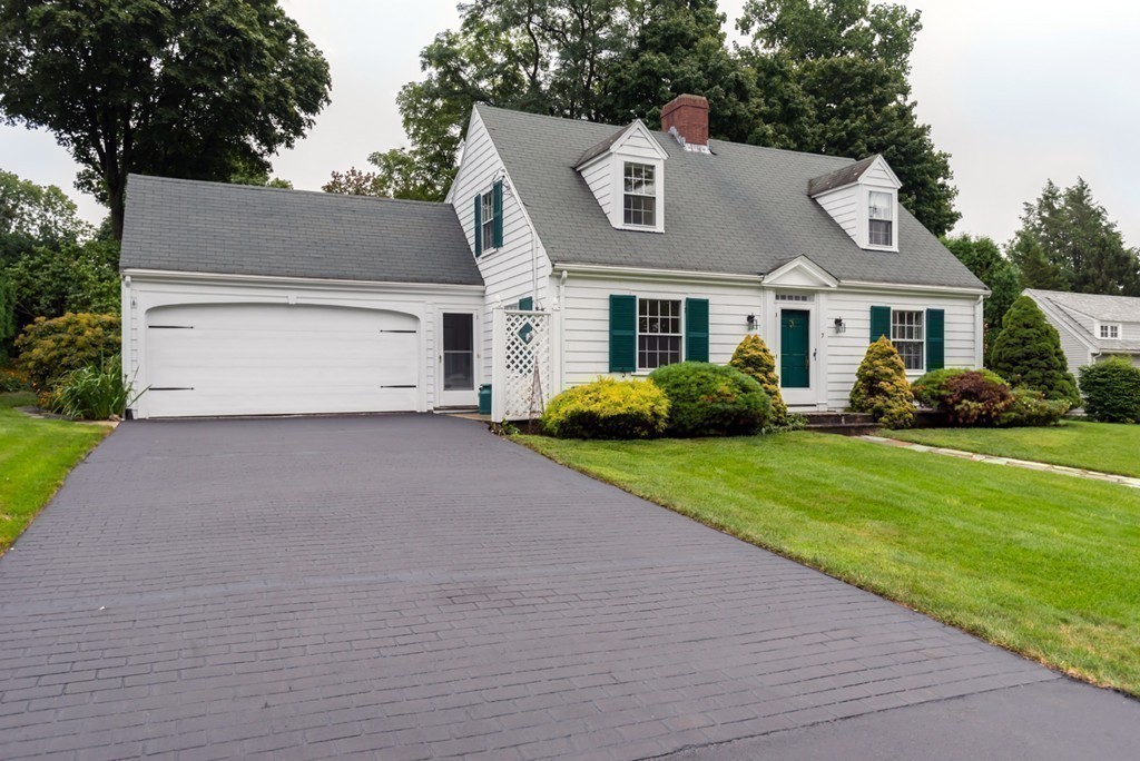 7 Cedar Road Andover, MA 01810 - Photo 24 of 25 Gallery Image 24