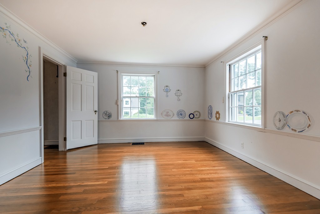 7 Cedar Road Andover, MA 01810 - Photo 9 of 25 Gallery Image 9