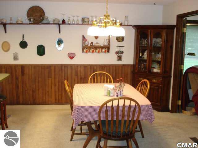 2646 West Wing Road Mount Pleasant, MI 48858 - Photo 2 of 24 1772477-1.JPG