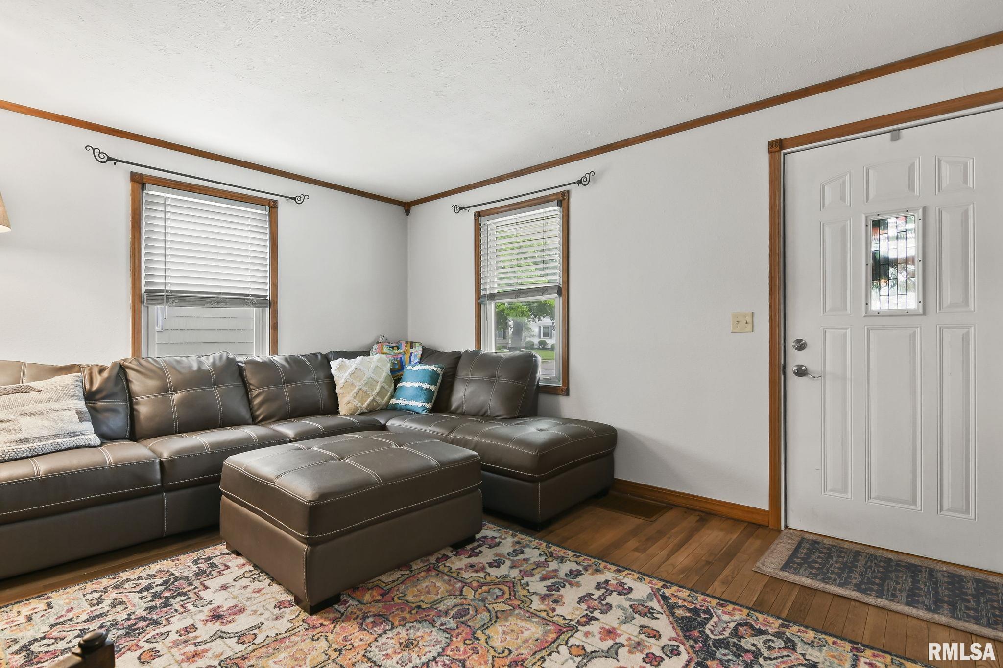 1920 North 22nd Street Springfield, IL 62702 - Photo 5 of 27