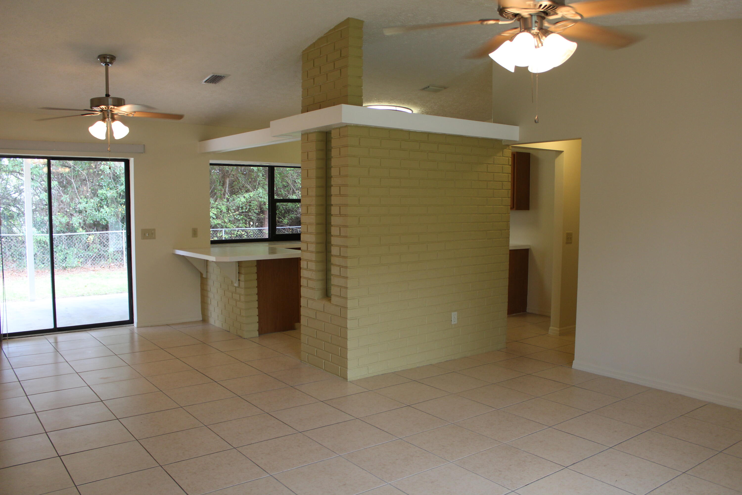 290 Berger Road Fort Pierce, FL 34945 - Photo 10 of 16 IMG_1210