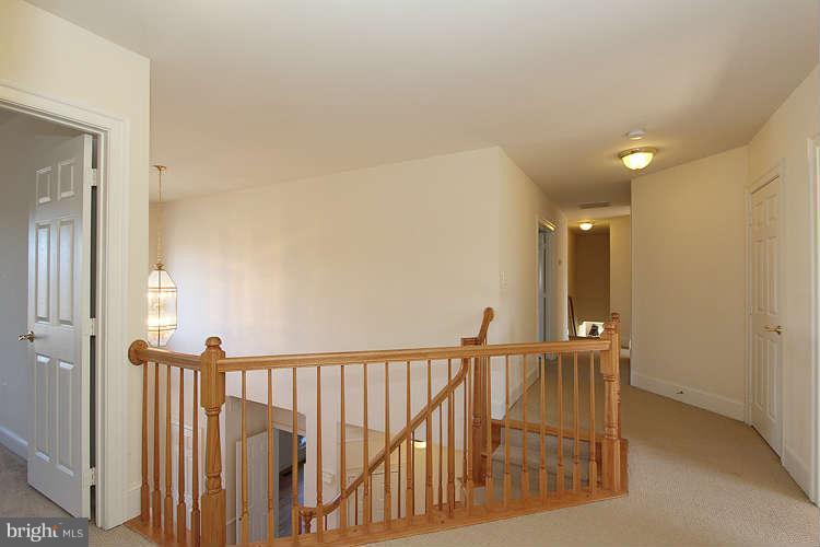 18616 Thundercloud Road Boyds, MD 20841 - Photo 14 of 28 Interior (General)