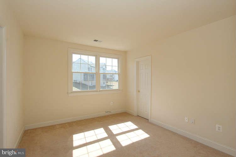 18616 Thundercloud Road Boyds, MD 20841 - Photo 18 of 28 Bedroom