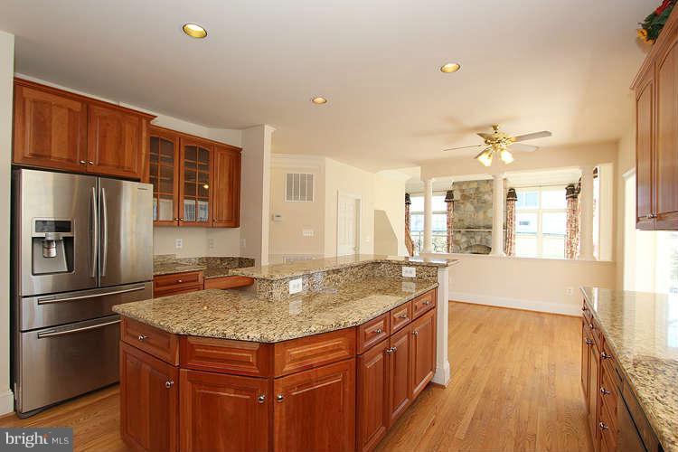 18616 Thundercloud Road Boyds, MD 20841 - Photo 8 of 28 Kitchen