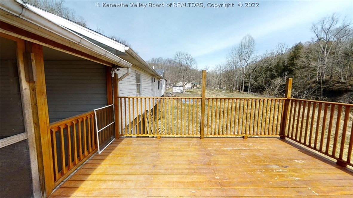 4501 Little Sandy Road Elkview, WV 25071 - Photo 2 of 21 Gallery Image 2