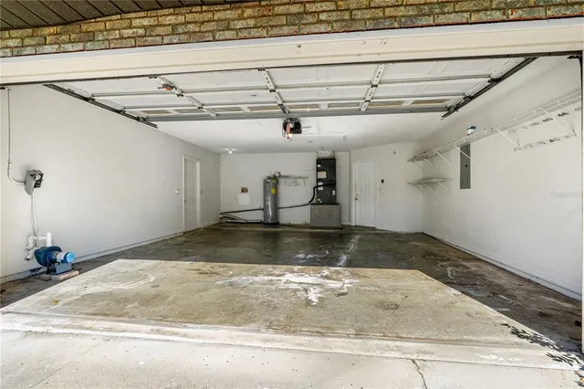 a view of a garage