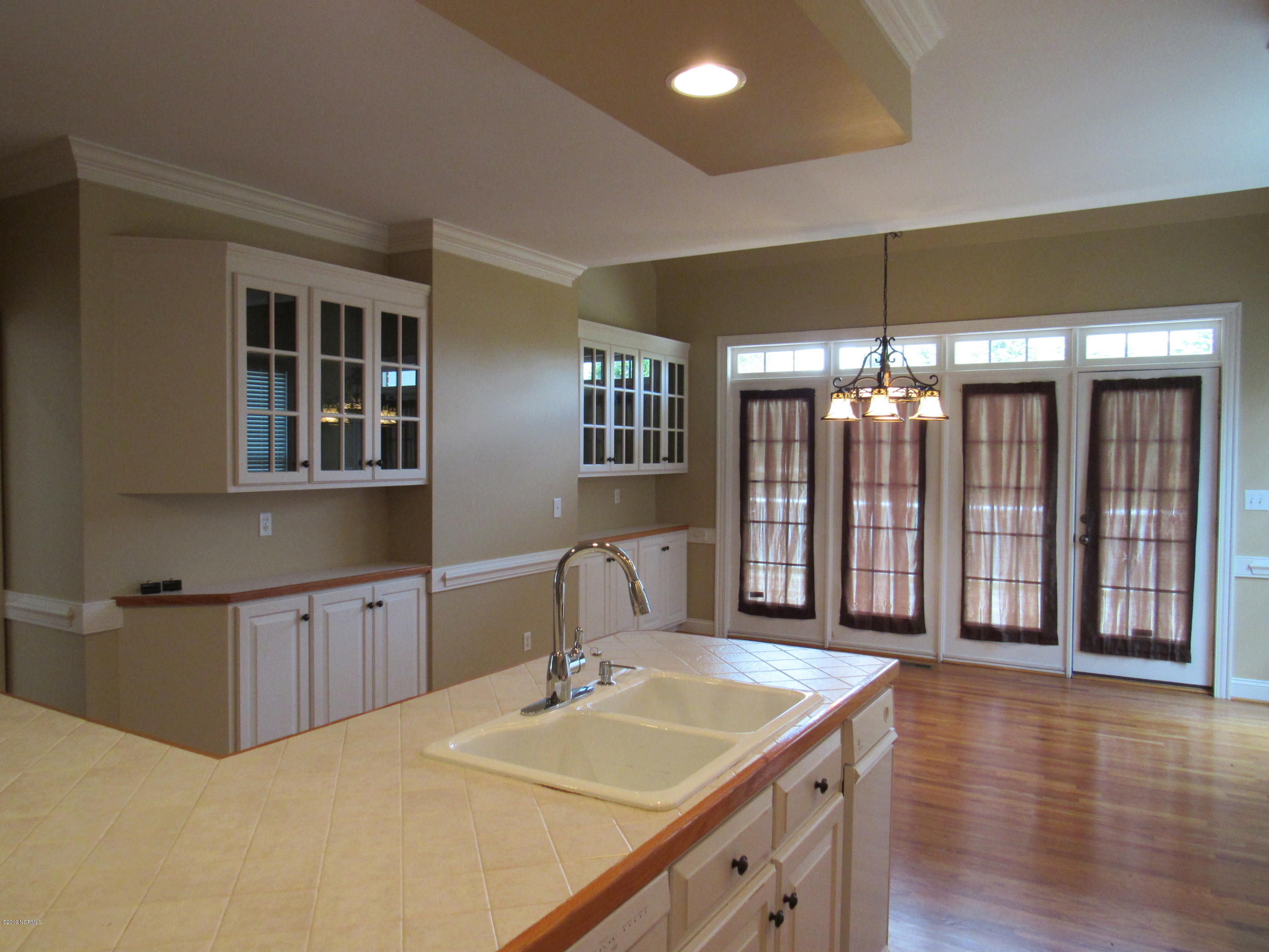 3200 Abbey Road Rocky Mount, NC 27804 - Photo 11 of 29 Kitchen/Dining