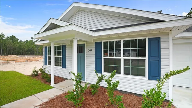 $204,900 | 249 Pine Ridge Road, Jesup, GA 31545