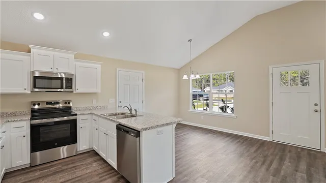 $204,900 | 249 Pine Ridge Road, Jesup, GA 31545