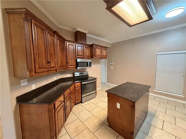 $2,485 | 8314 Serenity Circle, Corpus Christi, TX 78414