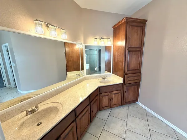 $2,485 | 8314 Serenity Circle, Corpus Christi, TX 78414