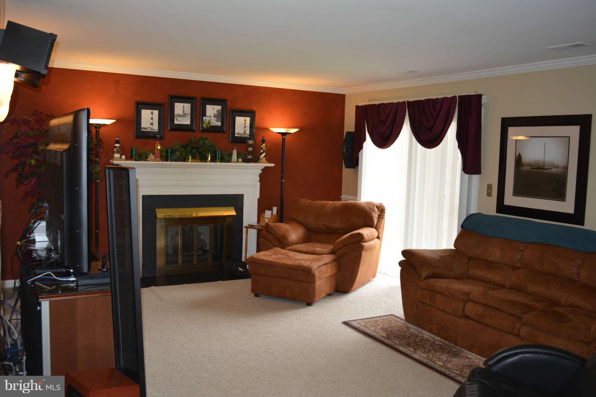 10225 Racquet Circle Manassas, VA 20110 - Photo 20 of 30 Family Room
