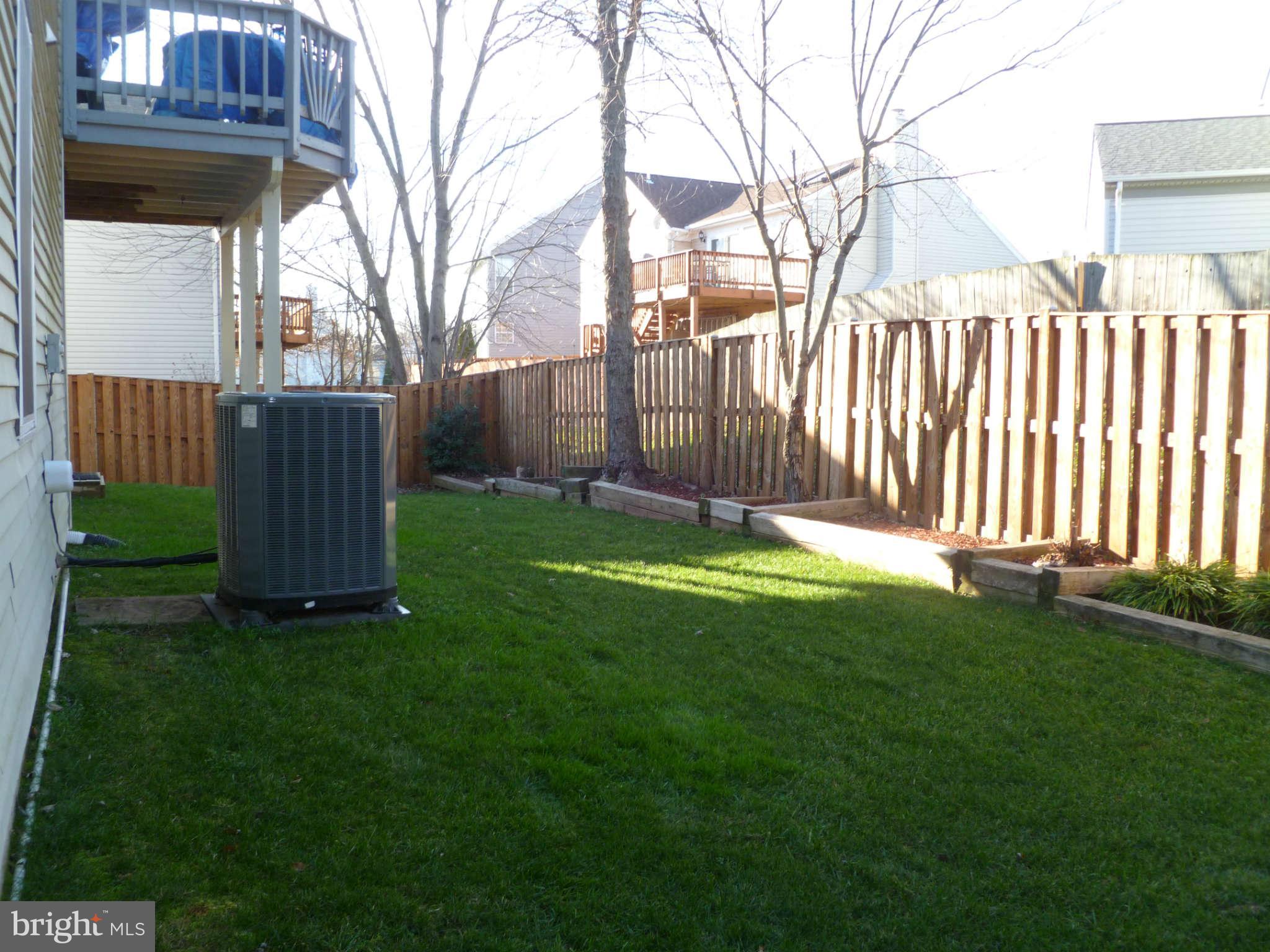 10225 Racquet Circle Manassas, VA 20110 - Photo 27 of 30 Exterior (Rear)