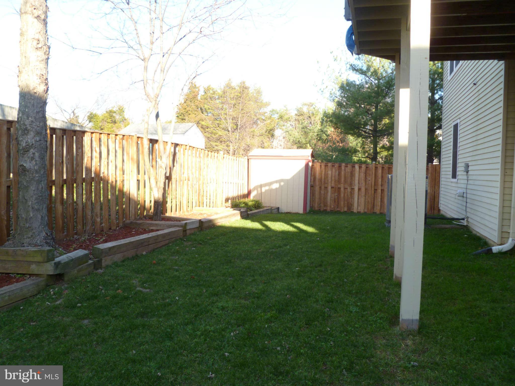 10225 Racquet Circle Manassas, VA 20110 - Photo 28 of 30 Exterior (Rear)