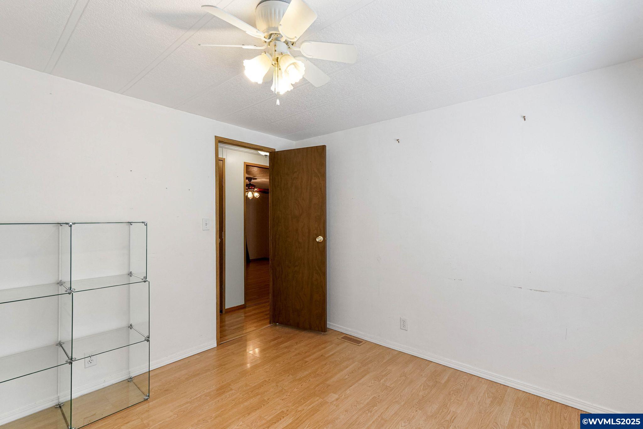 4730 Auburn Road Northeast, Unit 9 Salem, OR 97301 - Photo 20 of 41 Gallery Image 20