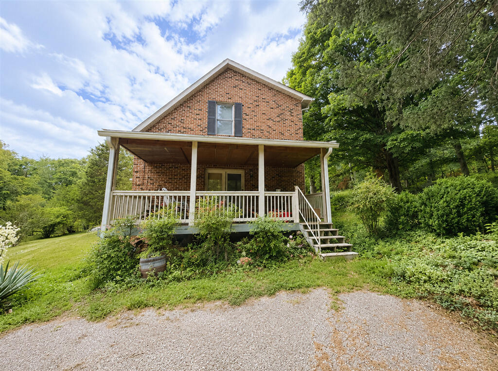 750 Hemlock Road Northwest Roanoke, VA 24017 - Photo 3 of 15 2030803_203080_S