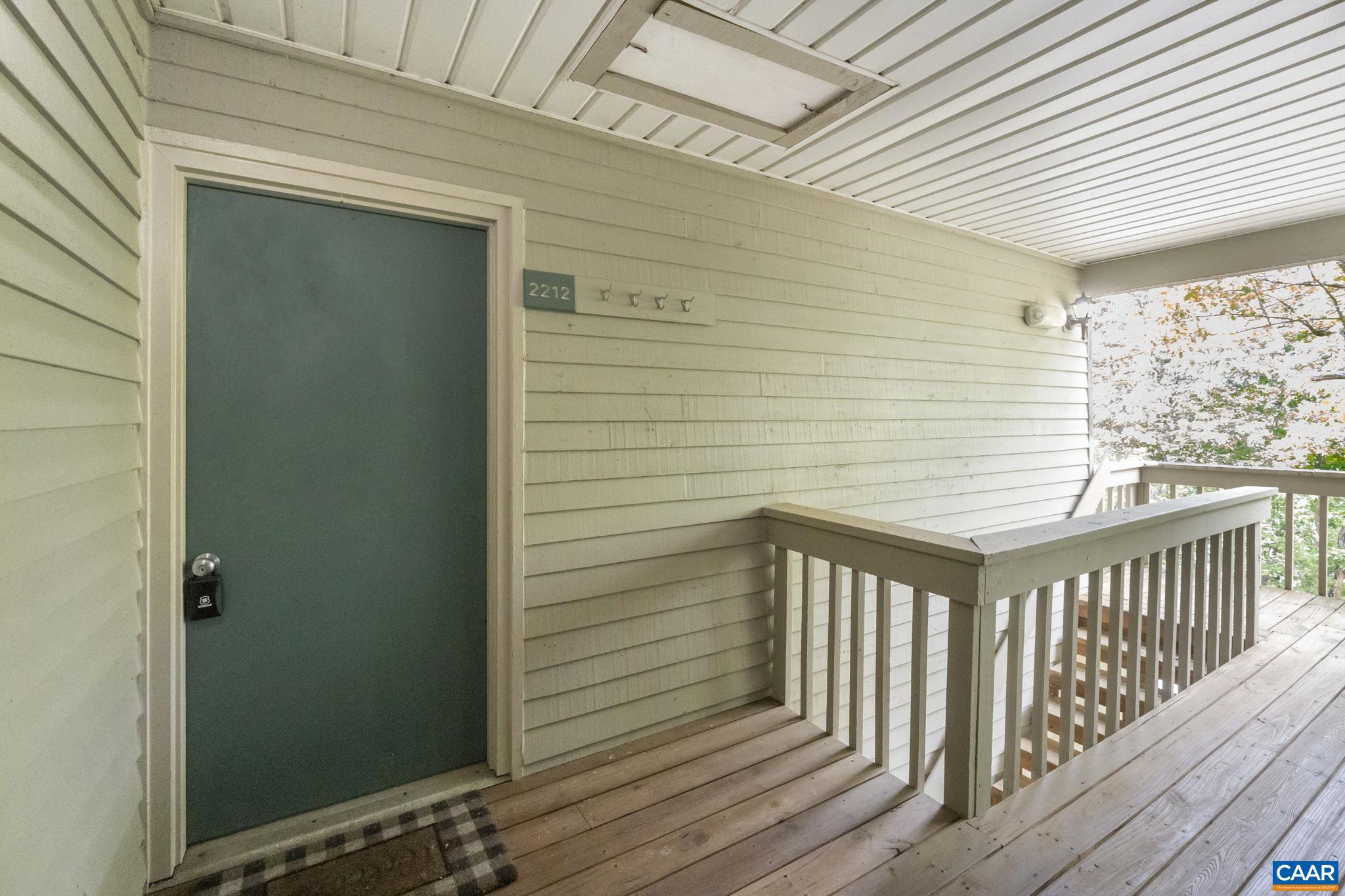 2212 Tanners Ridge Roseland, VA 22967 - Photo 27 of 32