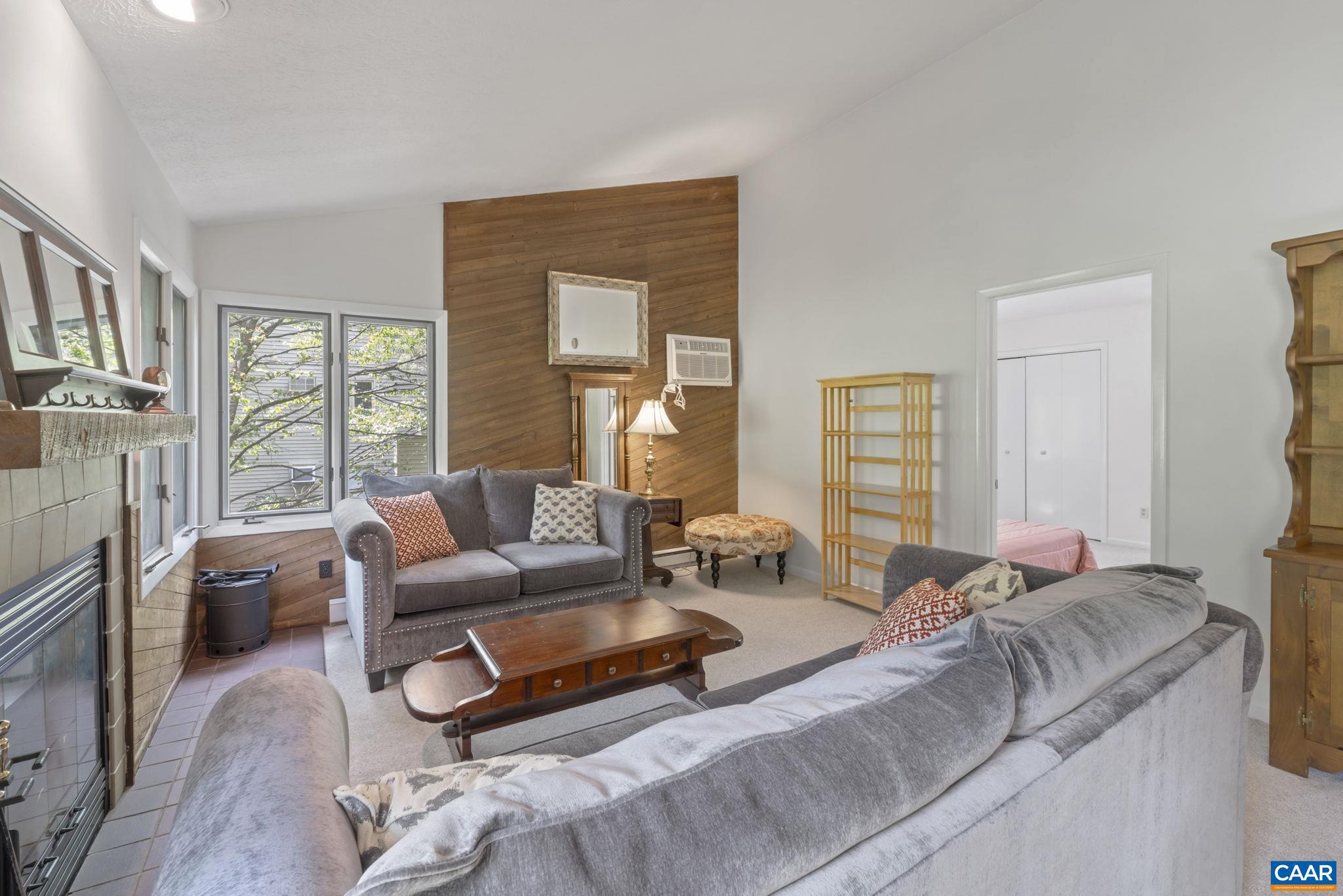 2212 Tanners Ridge Roseland, VA 22967 - Photo 8 of 32