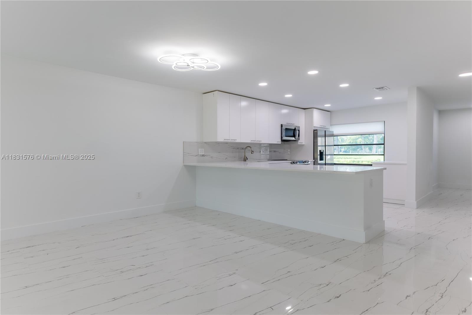 8435 Casa Del Lago, Unit 22C Boca Raton, FL 33433 - Photo 10 of 55