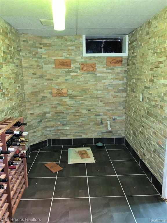 2271 Crystal Drive, Unit 35 Rochester Hills, MI 48309 - Photo 48 of 56