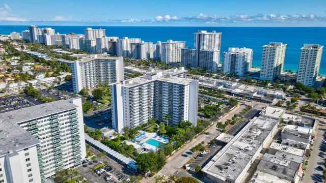 $204,000 | 3333 Northeast 34th Street, Unit 314, Fort Lauderdale, FL 33308