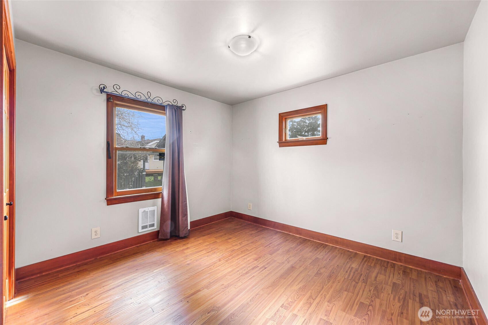 809 West Connecticut Street Bellingham, WA 98225 - Photo 21 of 30