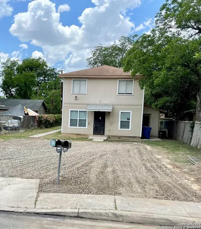 $825 | 5113 Sierra, Unit 3, San Antonio, TX 78214