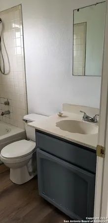 $825 | 5113 Sierra, Unit 3, San Antonio, TX 78214