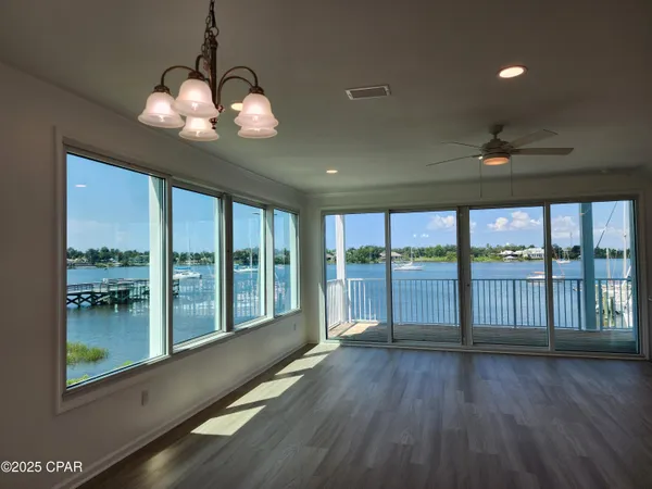 $2,400 | 300 Penny Court, Panama City, FL 32401