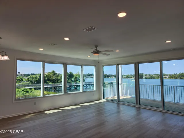 $2,400 | 300 Penny Court, Panama City, FL 32401